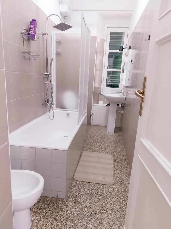 Genova Rooms Brignole B エクステリア 写真